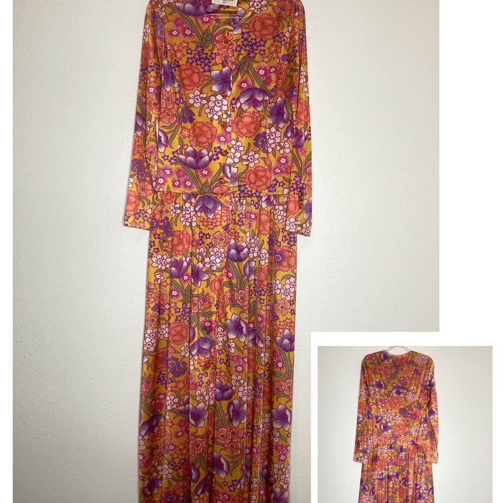 Vintage Vanity Fair Floral Dress Nylon Vibrant 1970’s Sz 12